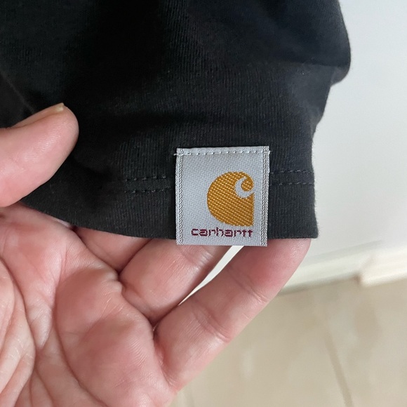 Carhartt woman’s size 12-14 large Black Short Sleeve T-shirt new - Picture 2 of 5